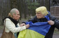 Трамп заперечив обговорення з Путіним допомоги Україні