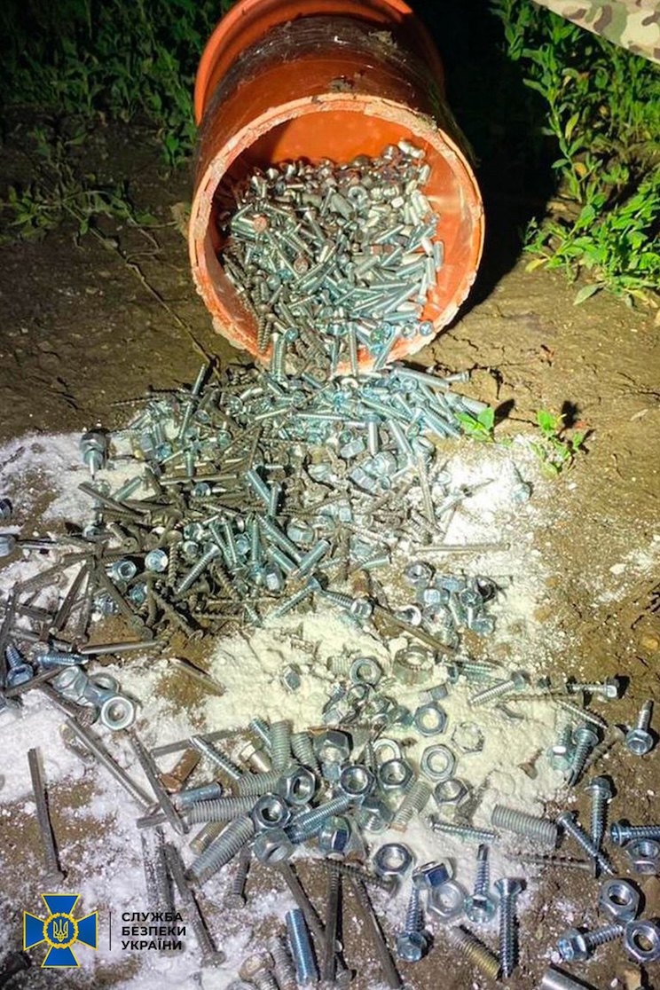 Чоловік збирався підірвати держустанови регіону на замовлення ворога