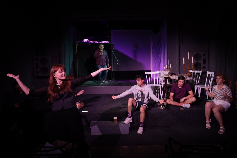 Репетиція вистави «Брідські явища»