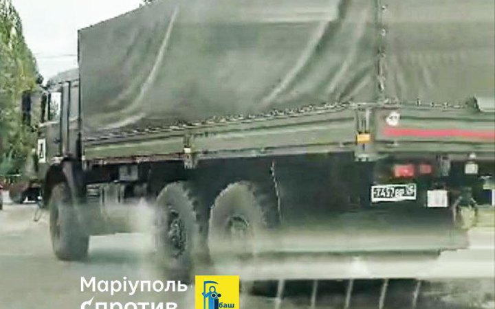 У Маріуполі росіяни облаштовують склади боєприпасів біля багатоповерхівок