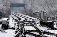 Снегопад нарушил транспортное сообщение в некоторых частях Великобритании