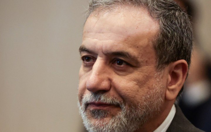 Іран заперечив можливість переговорів зі США у відповідь на обіцянки Трампа швидко закінчити війну