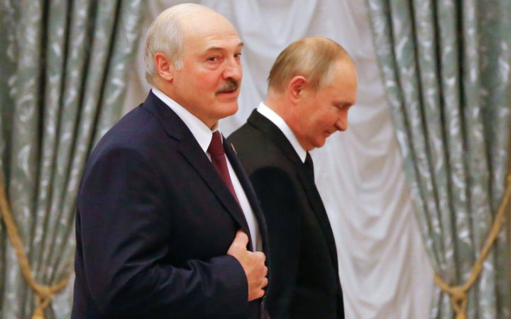 Лукашенко і Путін домовилися про розгортання "спільного регіонального угруповання військ"