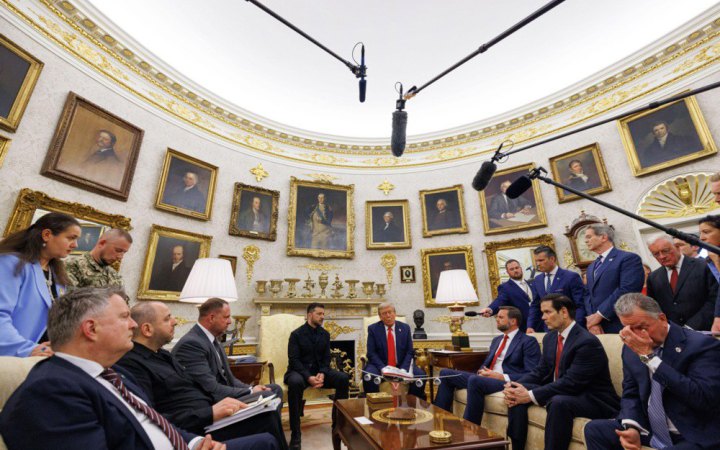 FT: Україна не віддасть Росії територію і вимагає компенсацію збитків 