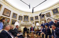 FT: Україна не віддасть Росії територію і вимагає компенсацію збитків 