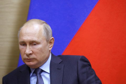 Путін оголосив про "дзеркальне" призупинення участі РФ у ракетному договорі
