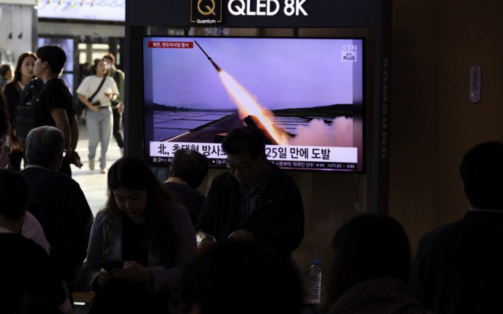 КНДР випустила кілька балістичних ракет, які пролетіли 350 км