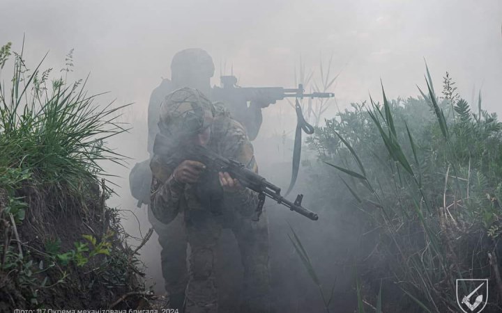 Ворог активно застосовує авіацію, щоб прорвати оборону ЗСУ на Донецькому напрямку, – Генштаб