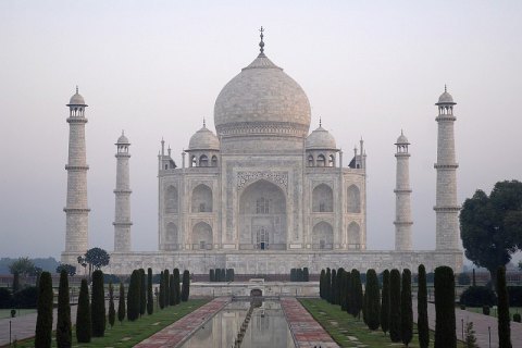 В Индии для посетителей открыли все исторические памятники и музеи