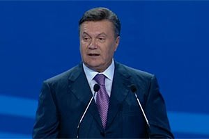 Янукович: мы должны не говорить о проблемах, а решать их