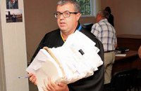 Активиста "Дорожного контроля" посадили за отказ передать документы в руки "гаишнику" (ДОКУМЕНТ)