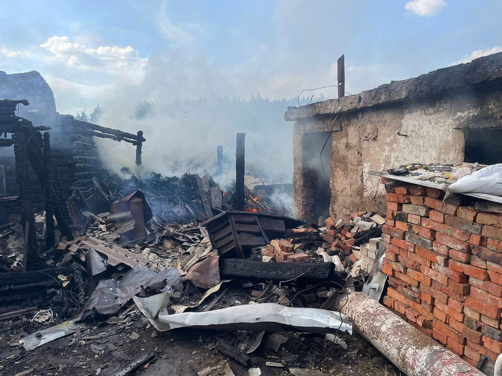 Наслідки російських атак по цивільному населенню.