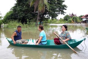 В Таиланде в результате сильнейших наводнений погибли 98 человек