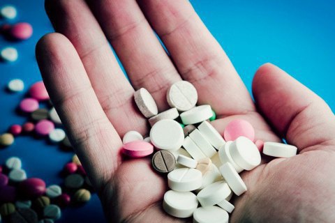 Минздрав разрешил испытания антиковидных препаратов от Pfizer и Merck.