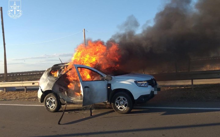 Росіяни атакували на Херсонщині автомобіль прокуратури