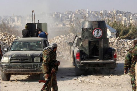Армию Асада обвинили в атаке на вывозимых из Алеппо боевиков