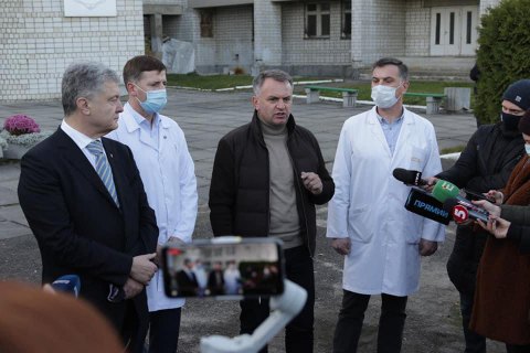 Фонд Порошенко передаст кислородные концентраторы Львовскому областному госпиталю
