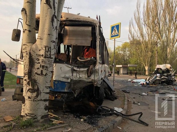 ДТП у Кривому Розі: кількість жертв зросла до 9