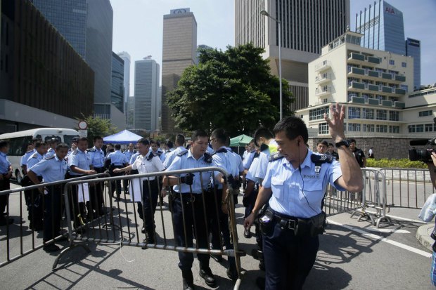 Полиция в центре Гонконга
