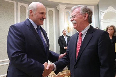 ​Лукашенко предложил начать отношения Беларуси и США "с чистого листа"