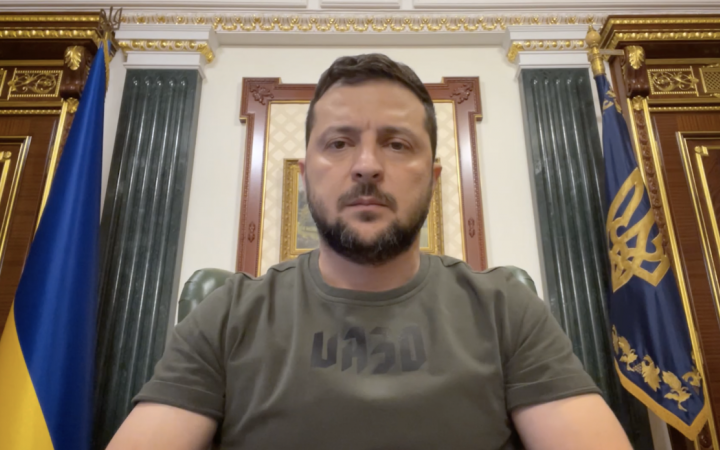 Зеленський обговорив з Шольцом плани посилення оборонних можливостей України