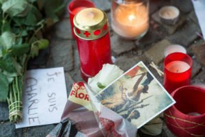У Парижі почалася траурна церемонія за загиблими в теракті