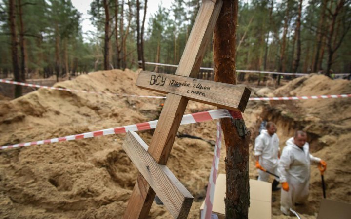 Поліція виявила ще три місця масових поховань у Харківській області