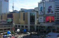 В канадском торговом центре неизвестный открыл стрельбу