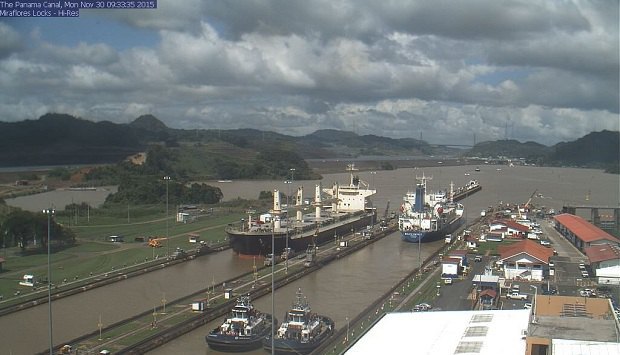 Фото с вебкамеры из бухты Панамского канала от 30 ноября 2015 года