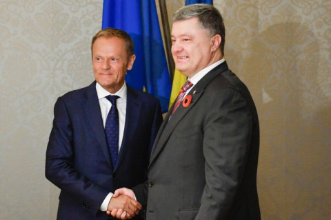 Порошенко ​и Туск договорились провести саммит Украина-ЕС летом в Брюсселе
