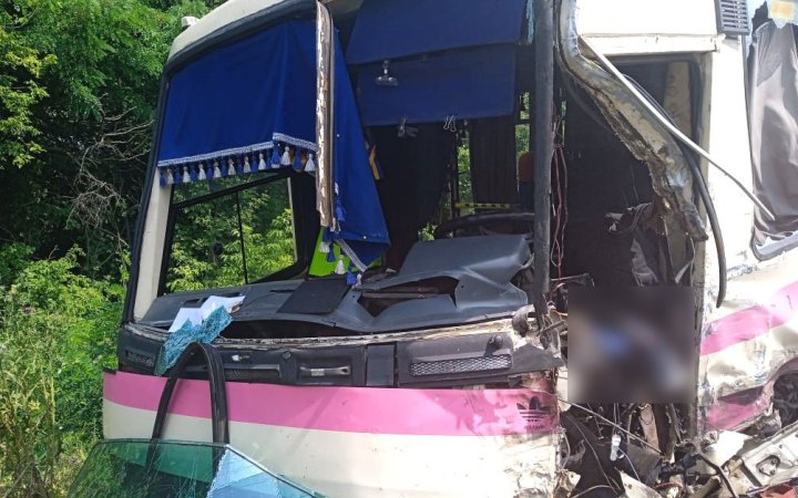 На Полтавщині у ДТП потрапив автобус, водій загинув