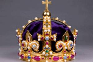 В Британии воссоздали корону Генриха VIII