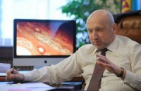 Турчинов: за Тимошенко наблюдает камера с телескопическим объективом 