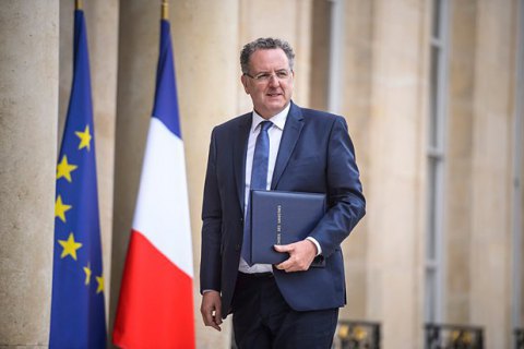У Франції почали розслідування проти одного з міністрів Макрона