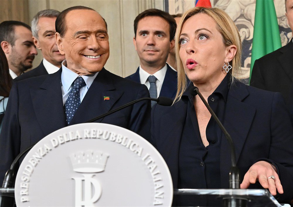Берлусконі і італійська прем'єрка Джорджа Мелоні