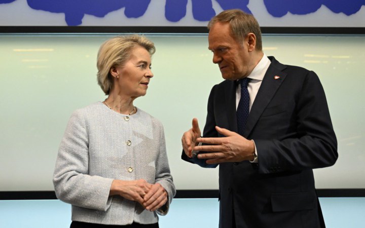 Туск і фон дер Ляєн відвідають сьогодні польсько-білоруський кордон