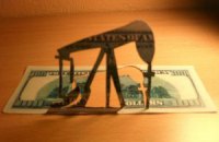 Стоимость нефти упала ниже $100