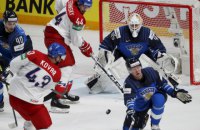 По ходу четвертьфинала чемпионата мира по хоккею Финляндия - Чехия шайба 9 секунд лежала на льду ничьей