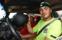Януковича-младшего пригласили на гонки на джипах со стрельбой