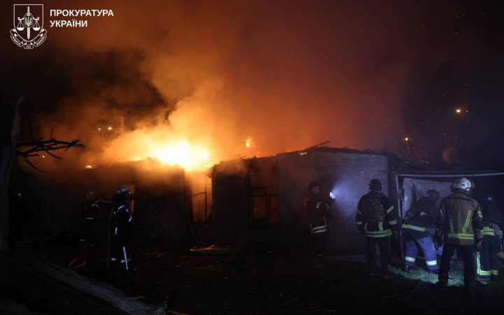 Головне за ніч та ранок понеділка, 24 листопада: наслідки обстрілу Харкова, понад 190 боєзіткнень, відключення світла