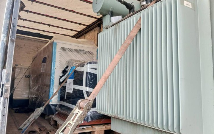 Україна отримала ще 11 вантажів гуманітарної допомоги з Литви, Польщі та Бельгії на підтримку енергетики