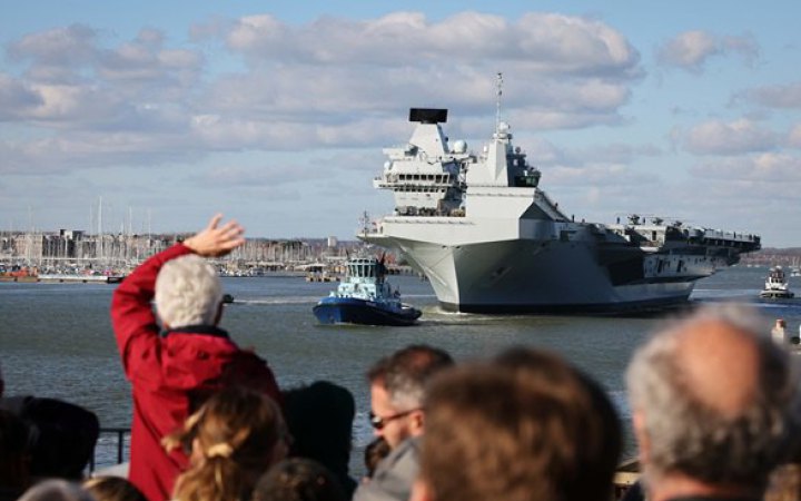 Найбільший корабель британського флоту відбув на навчання НАТО