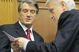 Ющенко просит Литвина уволить Луценко