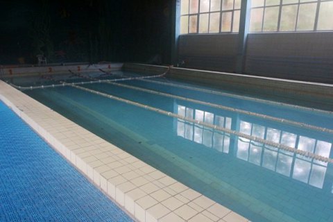 Во Львове первокурсник утонул в университетском бассейне (обновлено)