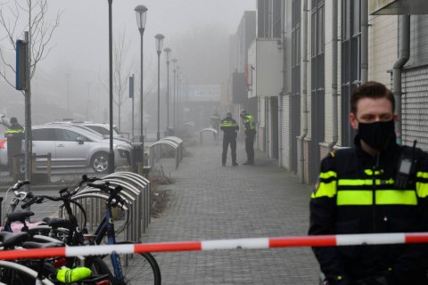 Около центра по тестированию на COVID-19 в Нидерландах произошел взрыв