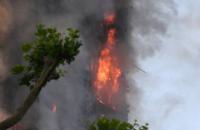 Число жертв пожара в Лондоне увеличилось до 12 человек