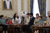 Катар допоміг Україні повернути ще 11 викрадених Росією дітей