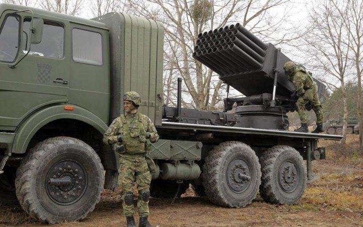 США не надсилатимуть Україні ракетні системи, які можуть вдарити по території РФ, – Байден