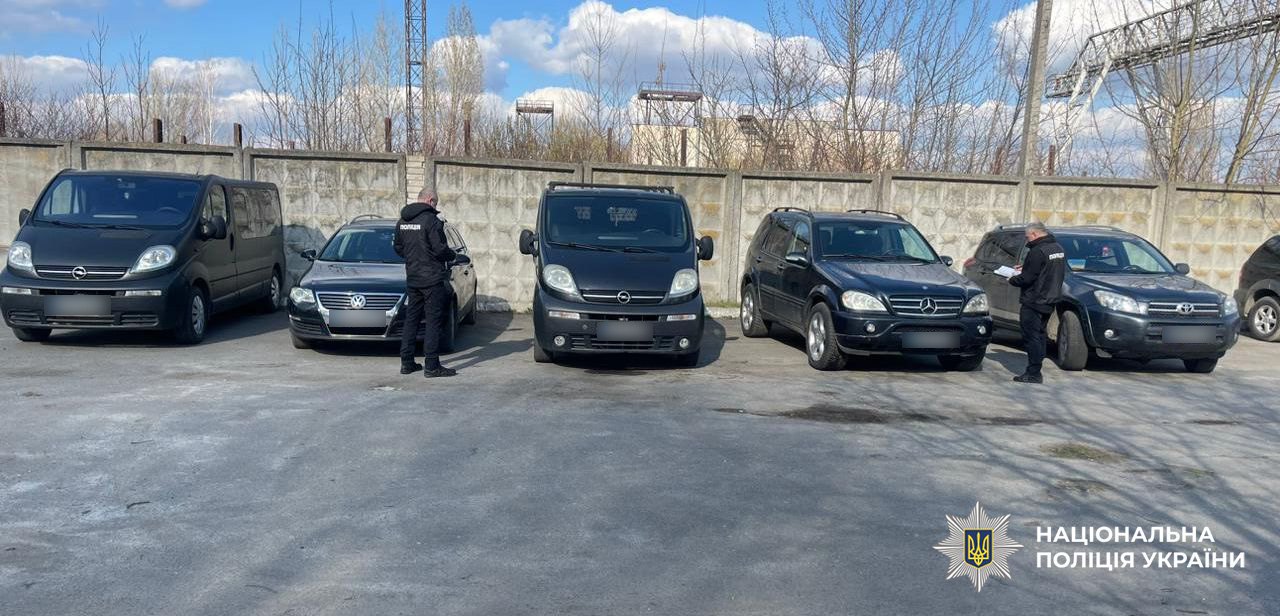 Викрили схему продажу гуманітарних авто