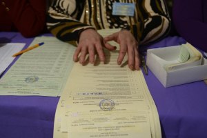 Зарубіжні виборці віддали перевагу ПР і "УДАРу", - 53% протоколів